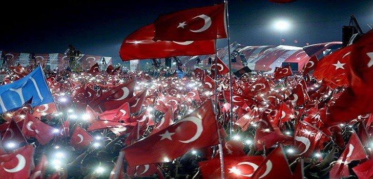 15 Temmuz Milli İrade ve Demokrasi Zaferi Destanı Kompozisyon