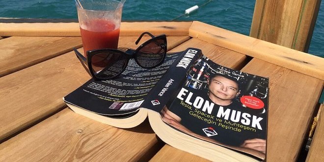 Ashlee Vance Elon Musk Tesla SpaceX ve Muhteşem Geleceğin Peşinde Kitap Özeti