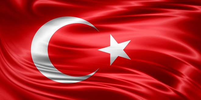 Bayrak Şiir İncelemesi