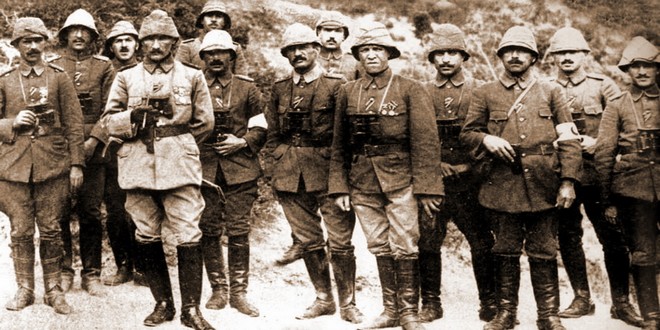 Siz İstiklâl Savaşı”nda şehit olan bir Nene Hatun veya Sütçü İmam olsanız ve tekrar dirilseniz bugünkü manzara karşısında günümüzün gençliğine neler söylerdiniz?