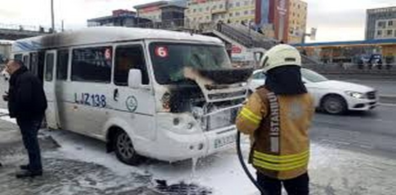 Öğrenci Servisinde Yangın Çıktı!