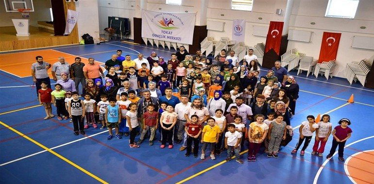 Tokat’ta Öğrencilere Spor Desteği!