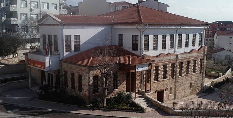 Tarihi Okul Artık Hükumet Konağı Olarak Hizmet Verecek!