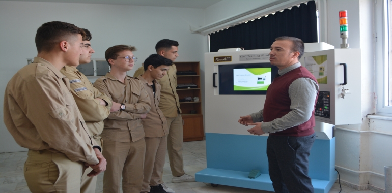 Denizcilik Lisesi Öğrenciler Tekne Yapacak