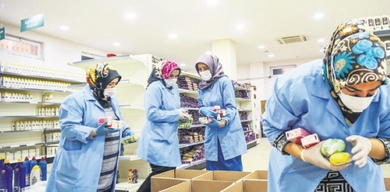 Meslek Liseleri İçin Tek Kullanımlık Önlük ve Tulum