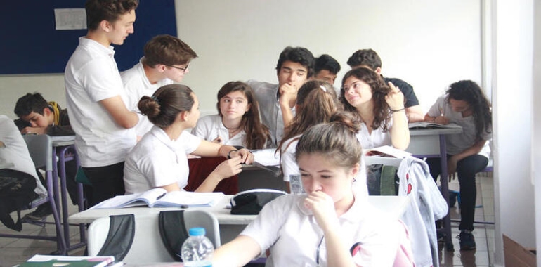 30 Nisan Yaklaşıyor, Peki Ya Okullar Açılacak mı ?