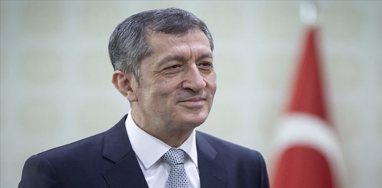 Ziya Selçuk Velileri Uyardı!