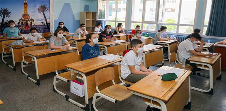 Ara Tatilden Sonra Yüz Yüze Eğitim Devam Edecek