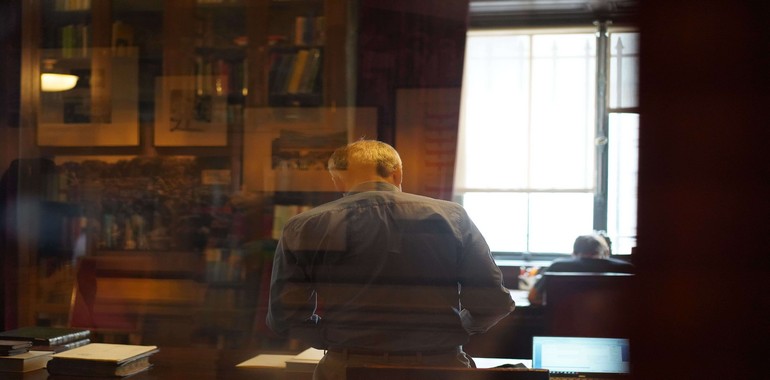 Stephen Hawking ve Zaman Yolculuğu