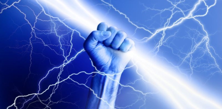 Elektrik İnsanı Neden Çarpıyor