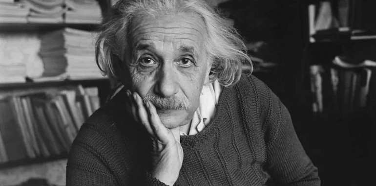 Albert Einstein, Göreliliği Tarif Ederken "Sıcak Soba ve Güzel Kız" Benzetmesi Yaptı mı?