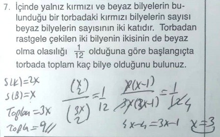 İçinde Yalnız Kırmızı Ve Beyaz Bilyelerin Bulunduğu Bir Torbadaki ...